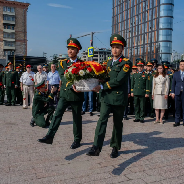 В Москве почтили память президента Хо Ши Мина
